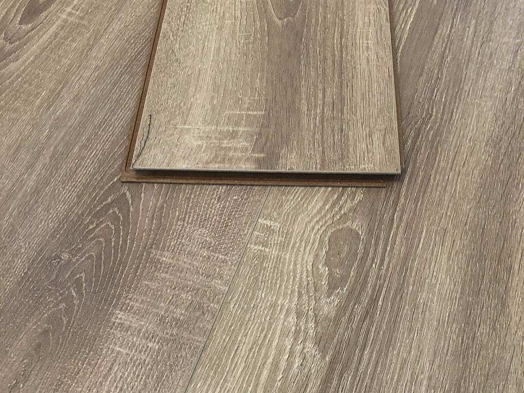 鴻信裝飾.jpg 鴻信裝飾.jpg